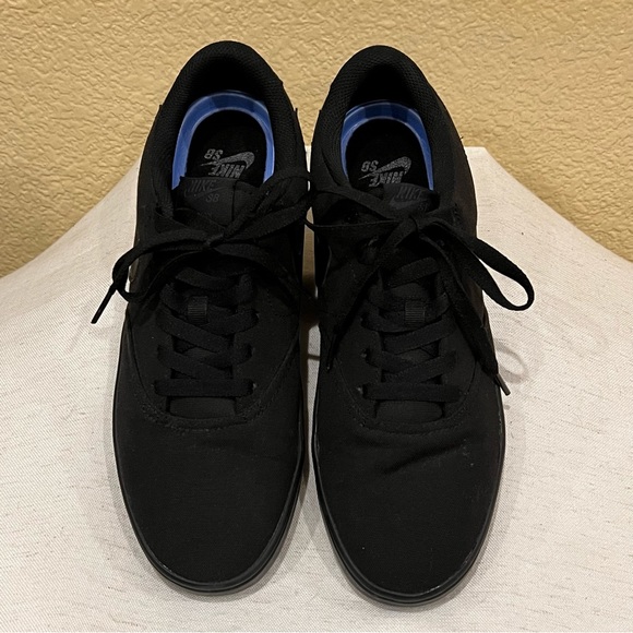 Nike SB Check Shoes Women’s Size 11 - Picture 3 of 10